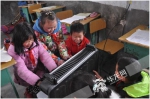 消除“因学致贫” 重庆高中阶段以下建卡贫困家庭学生免学费及住宿费 - 教育厅