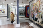 78岁重庆艺术家耗时8年创作千米国画长卷 画了啥? - 新华网