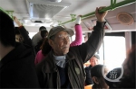 10年里，89岁老人每周坚持到敬老院教唱歌 - 重庆晨网