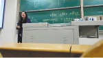 女老师下课时间给学生唱越剧 火遍重庆高校圈 - 华龙网