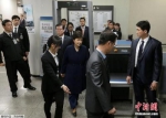 资料图：当地时间3月30日，韩国法院就是否批捕前总统朴槿惠进行审理，朴槿惠以犯罪嫌疑人身份出庭接受拘捕令实质审查。 - 重庆新闻网