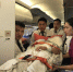 为救旅客 拉萨飞重庆飞机拆除9张座椅安装担架床 - 重庆晨网