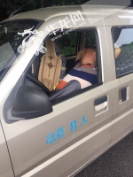 熬夜打麻将太疲倦 驾驶员高速路应急车道睡觉遭了 - 重庆晨网
