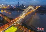 重庆朝天门长江大桥。陈超 摄 - 重庆新闻网