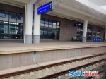 今晨一辆成都开往重庆方向的列车 因设备故障临时停靠 - 重庆晨网