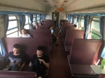 这是重庆仅剩的三趟绿皮火车！坐上它，就像回到了旧时光！ - 重庆晨网