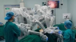 见过会做手术的机器人吗？新桥医院完成全国首例机器人腹腔镜手术 - 重庆晨网