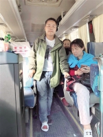 24名导游带领重庆千人旅行团 安全无恙撤离地震灾区 - 重庆晨网