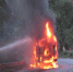 重庆合川一运煤货车起火 蹿出的火焰达3米左右 - 重庆晨网