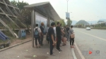 公交站牌闹出乌龙 乘客等一个小时没见车 - 重庆晨网
