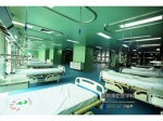 重庆一医院整体搬迁 120名危重病人一对一安全迁移 - 重庆晨网