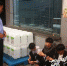 男子凌晨冲进加油站“求助” 女员工拖延报警抓住盗车贼 - 重庆晨网