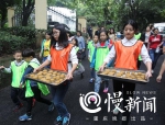 重庆动物园“大圣”过中秋  20位 “大厨” 为它做月饼 - 重庆晨网