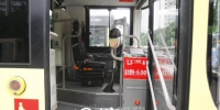 好消息！重庆年底投放215辆一级踏步公交车，乘客上下车更方便 - 重庆晨网