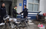 两少年图好玩盗3台摩托车 黔江民警快速反应人赃俱获 - 公安厅