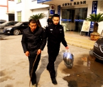 四川男子在山林迷路两个寒夜 黔江民警救助并送上回家的火车 - 公安厅