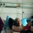八旬孤居老人倒地僵卧  九龙坡民警及时送医脱险 - 公安厅