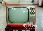 明天是中国首台黑白电视问世60周年  还记得你家的第一台电视吗？ - 重庆晨网