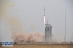 　　3月17日15时10分，我国在酒泉卫星发射中心用长征二号丁运载火箭，成功将陆地勘查卫星四号发射升空，卫星进入预定轨道，发射任务取得圆满成功。新华社发(汪江波摄) - 重庆新闻网
