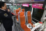 为照顾特需乘客 338路公交车可打电话预留座位 - 重庆晨网