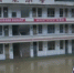 彭水县8万多人因暴雨受灾 一小学教学楼被淹围墙倒塌 - 重庆晨网