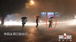狂风雷电暴雨昨晚突袭万州 - 重庆晨网