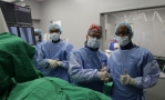 “终于在今天等到了中国专家”——我援巴短期医疗队专家成功为当地患者进行手术 - 卫生厅