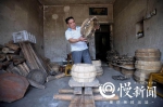 重庆特产传说（125）丨高山下的重庆皮鼓：制鼓不用一根钉，制皮上色打一年 - 重庆晨网