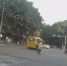 窒息操作又来了：男子开摩托车上路被查，非说是非机动车… - 重庆晨网