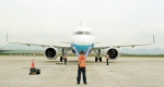 　　9月21日，重庆航空公司引进的首架A320NEO飞机降落在重庆江北国际机场。 记者 罗斌 摄 - 重庆新闻网