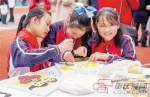 乡村学校少年宫 让孩子“记住祖先” 重庆市“寻根乡愁·记住祖先”活动，在渝北区石鞋小学举行 - 教育厅