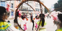重庆市乡村学校少年宫“寻根乡愁·留住非遗”现场展示活动。记者 张莎 摄 - 重庆新闻网