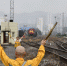 （图片故事）（1）重庆铁路枢纽67岁最老驼峰“退役” 人工控制驼峰溜放调车成为历史 - 新华网