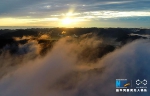 深秋清晨朝阳初升 航拍视角下的武陵山区原来这么美 - 重庆晨网