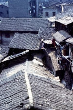 1995年拍摄的重庆老照片，记录了九十年代老城区人的生活 - 重庆晨网
