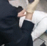 口吐白沫、抽搐……旅客突发疾病昏倒重庆北站北广场 - 重庆晨网