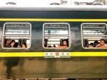 搭上绿皮火车去旅行！重庆小众冷门老街，号称另一个“磁器口”！ - 重庆晨网
