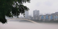 壮观！綦江暴雨洪水过后，河面升起平流雾 - 重庆晨网