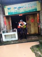 救援！江津塘河水位上涨 多名群众被转移 - 重庆晨网