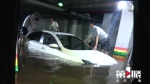 地下车库积水严重 近三十辆轿车被淹 - 重庆晨网