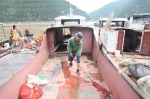 云阳首批渔船开始吊装，134名渔民率先退捕上岸 - 重庆晨网