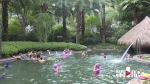 泡温泉，采鲜果 重庆市民花样避暑 - 重庆晨网