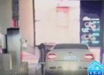 龙华大道两车擦挂 肇事车竟是“无人驾驶” - 重庆晨网