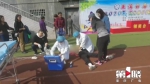高一女生运动会上心脏骤停 医护人员跪地抢救20分钟 - 重庆晨网
