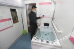 重庆每年3万老人享受“助浴”服务 下一步将规范化、标准化 - 重庆晨网