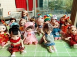 35岁的她有个“公主梦” 十件漂亮的“娃娃服”火爆朋友圈 - 重庆晨网