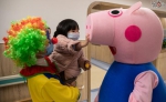 儿科门诊的“小丑医生”：用幽默和童趣为患儿开出一张张“快乐处方” - 重庆晨网