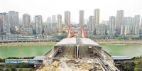 曾家岩嘉陵江大桥进行收尾施工 有望年底建成通车 - 重庆晨网