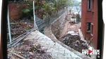 围墙施工造成地基塌陷 小区业主担忧安全问题 - 重庆晨网