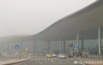 受大雾天气影响 重庆机场100余架次航班延误或取消 - 重庆晨网